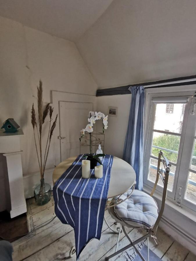 Les Cieux De La Cathedrale - Calme - Jardin - Wifi Apartman Troyes Kültér fotó